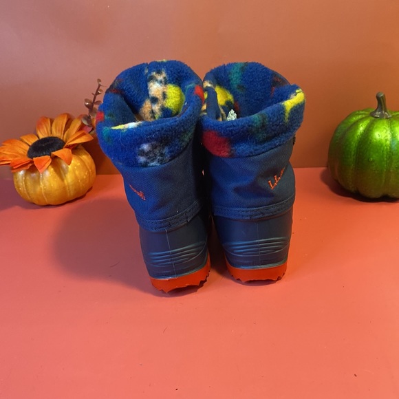 L.L. Bean boots SZ 7 - Picture 3 of 7